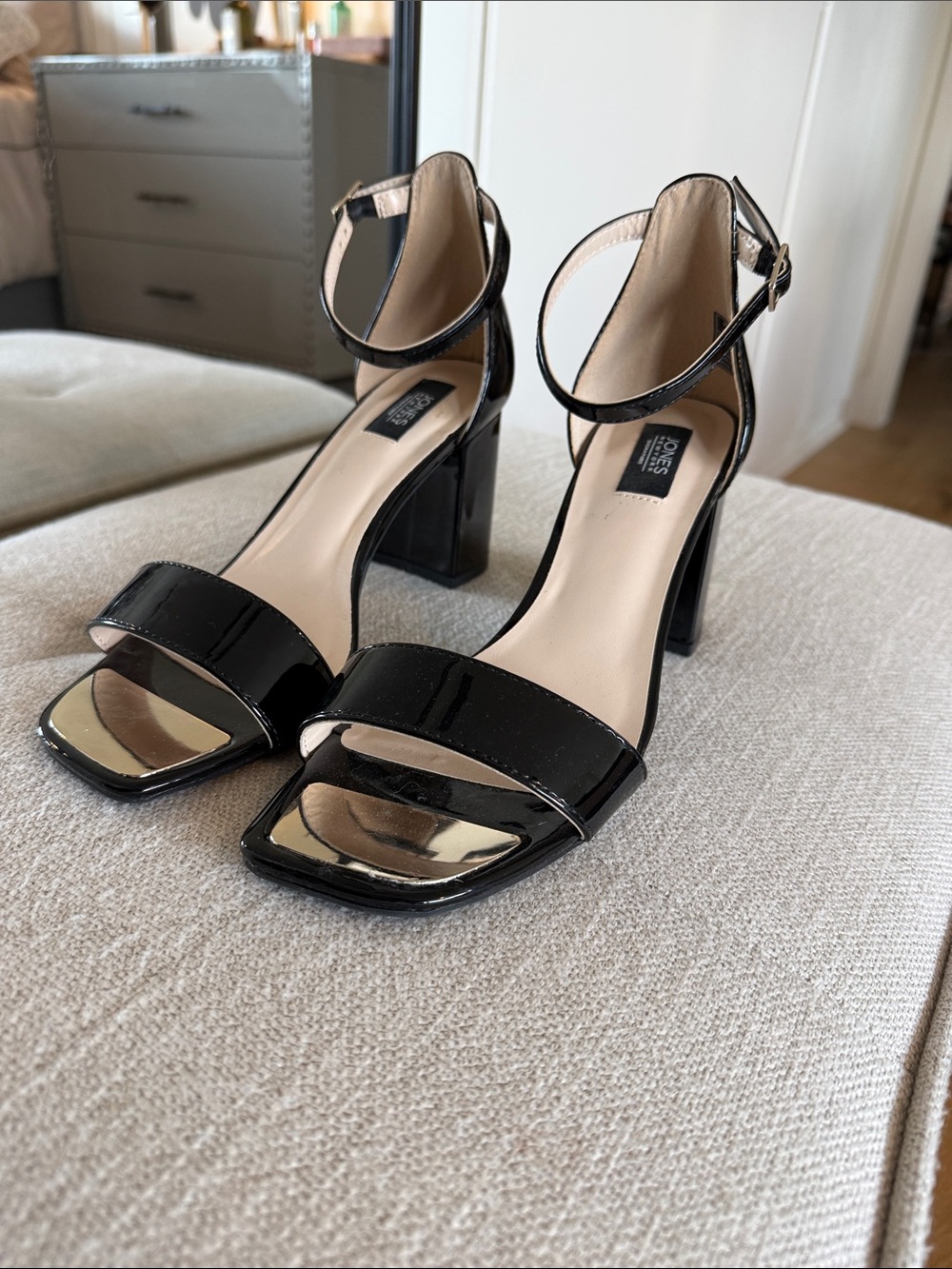 Jones New York Black Patent Block Heel Sandals with Ankle Strap - NEVER WORN